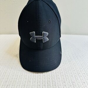 Under Armour Youth Blitzing Black Flex Fitted Hat Size YSM/YMD Kids Baseball Cap